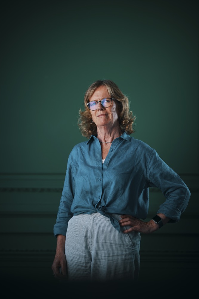 Bea, Administratief Medewerker