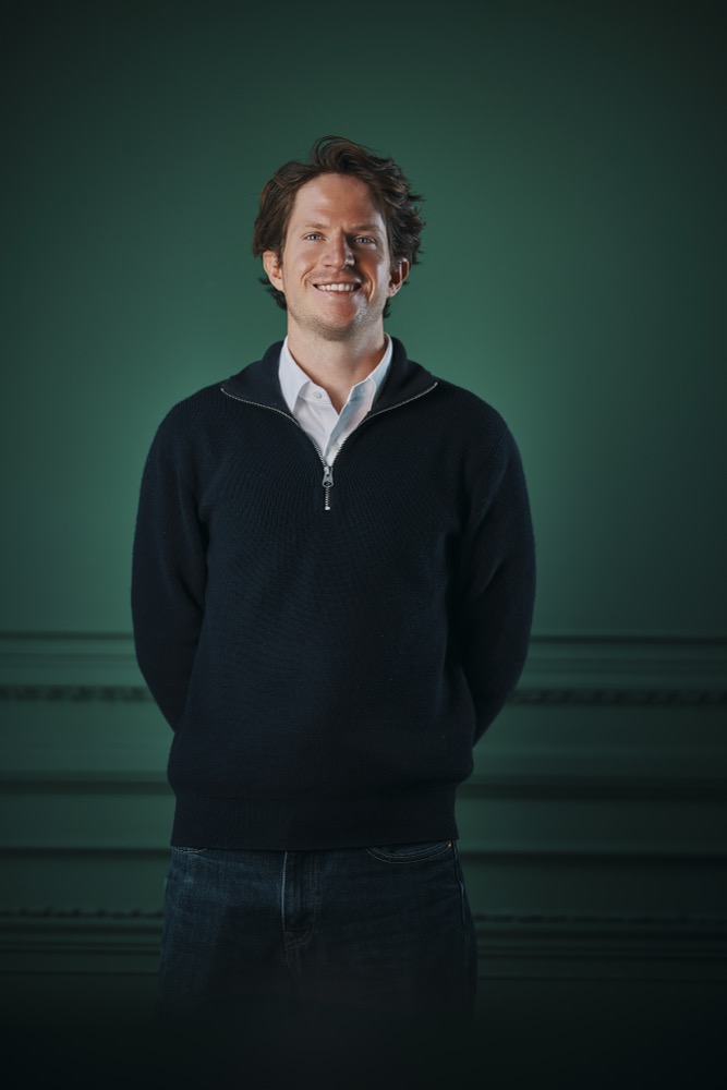 Willem Van de Mierop, Sebas